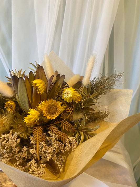 Petit Dried Floral Bouquet Arrangement