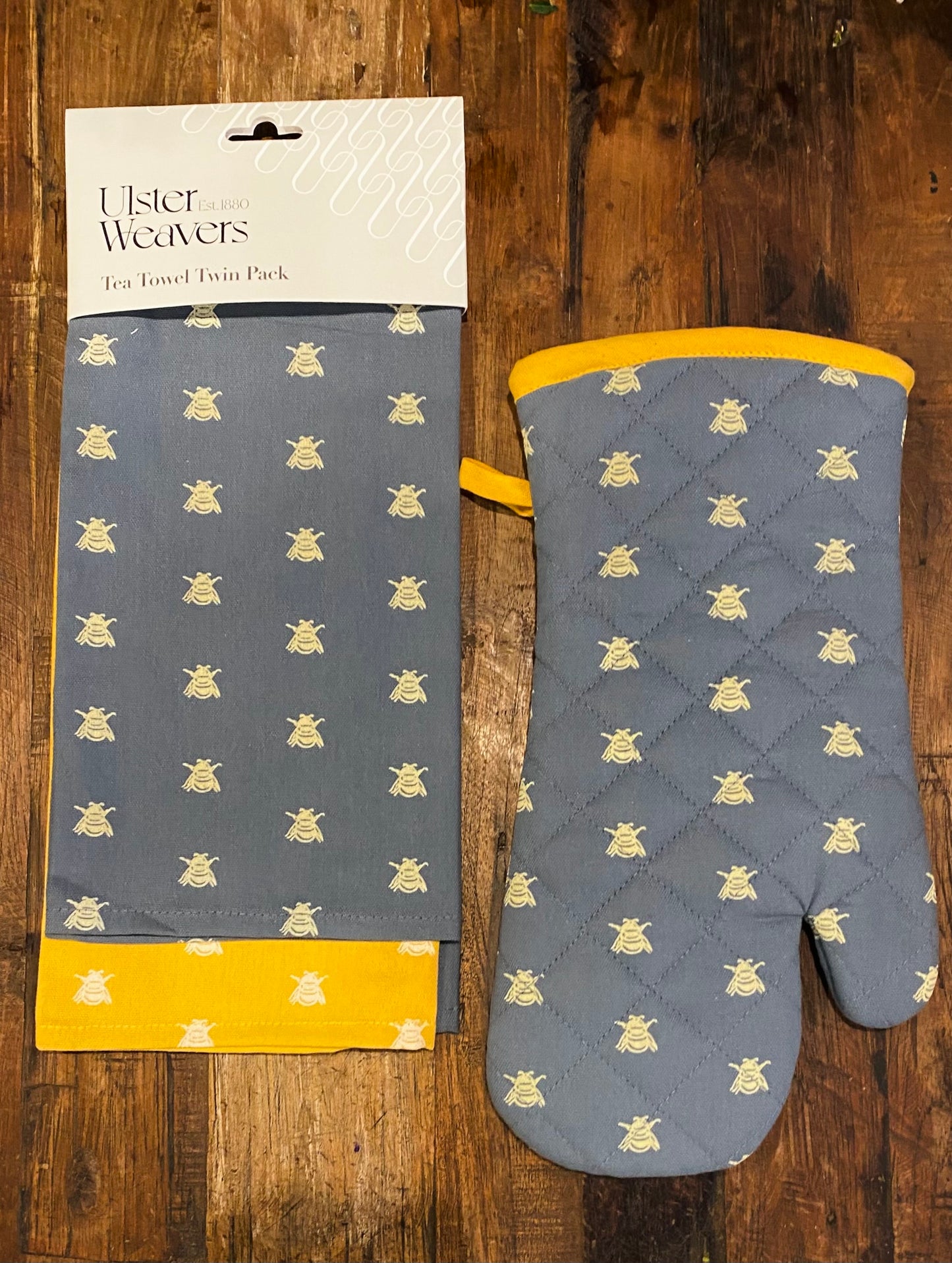 Bee Tea Towel Set of Two